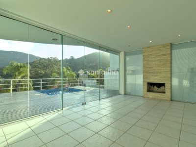 Casa à venda com 546m², 4 quartos, 2 suítes, 2 vagas no bairro Lagoa da Conceição em Florianópolis - Foto 7