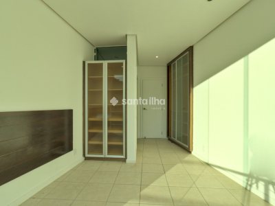 Casa à venda com 546m², 4 quartos, 2 suítes, 2 vagas no bairro Lagoa da Conceição em Florianópolis - Foto 17