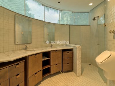 Casa à venda com 546m², 4 quartos, 2 suítes, 2 vagas no bairro Lagoa da Conceição em Florianópolis - Foto 21