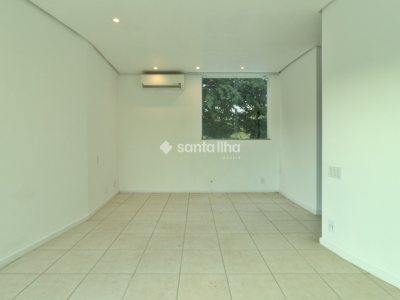 Casa à venda com 546m², 4 quartos, 2 suítes, 2 vagas no bairro Lagoa da Conceição em Florianópolis - Foto 19