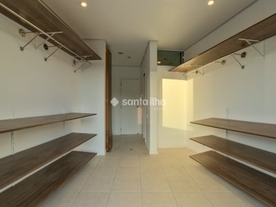 Casa à venda com 546m², 4 quartos, 2 suítes, 2 vagas no bairro Lagoa da Conceição em Florianópolis - Foto 28