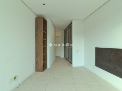 Casa à venda com 546m², 4 quartos, 2 suítes, 2 vagas no bairro Lagoa da Conceição em Florianópolis - Foto 31