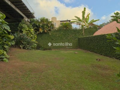 Casa à venda com 546m², 4 quartos, 2 suítes, 2 vagas no bairro Lagoa da Conceição em Florianópolis - Foto 37