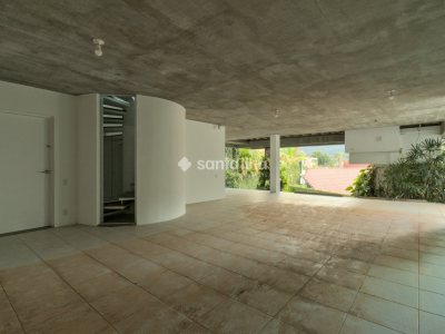Casa à venda com 546m², 4 quartos, 2 suítes, 2 vagas no bairro Lagoa da Conceição em Florianópolis - Foto 35
