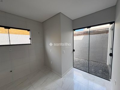 Casa à venda com 68m², 2 quartos, 1 suíte, 1 vaga no bairro Campeche em Florianópolis - Foto 11