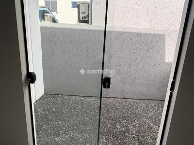 Casa à venda com 68m², 2 quartos, 1 suíte, 1 vaga no bairro Campeche em Florianópolis - Foto 14
