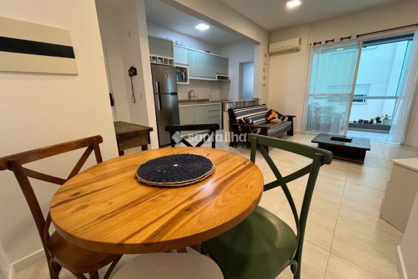 Apartamento para alugar com 75m², 2 quartos, 1 suíte, 1 vaga no bairro Rio Tavares em Florianopolis