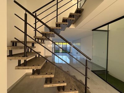Casa à venda com 144m², 3 quartos, 1 suíte, 1 vaga no bairro Campeche em Florianópolis - Foto 12