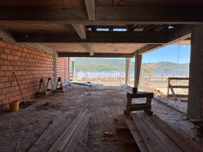 Casa em Condomínio à venda com 258m², 3 quartos, 3 suítes, 2 vagas no bairro Lagoa da Conceição em Florianópolis - Foto 7