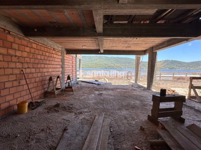 Casa em Condomínio à venda com 258m², 3 quartos, 3 suítes, 2 vagas no bairro Lagoa da Conceição em Florianópolis - Foto 8