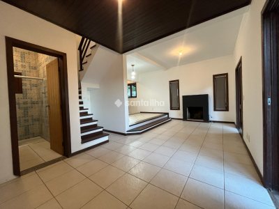 Casa para alugar com 200m², 3 quartos, 1 suíte, 2 vagas no bairro Lagoa da Conceição em Florianopolis - Foto 5