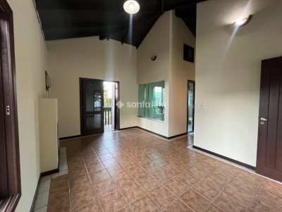 Casa para alugar com 200m², 3 quartos, 1 suíte, 2 vagas no bairro Lagoa da Conceição em Florianopolis - Foto 16