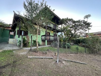 Casa para alugar com 200m², 3 quartos, 1 suíte, 2 vagas no bairro Lagoa da Conceição em Florianopolis - Foto 35