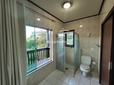 Casa para alugar com 200m², 3 quartos, 1 suíte, 2 vagas no bairro Lagoa da Conceição em Florianopolis - Foto 17