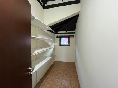 Casa para alugar com 200m², 3 quartos, 1 suíte, 2 vagas no bairro Lagoa da Conceição em Florianopolis - Foto 25