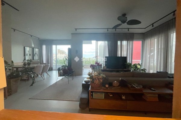 Cobertura à venda com 227m², 4 quartos, 3 suítes, 2 vagas no bairro Campeche em Florianópolis