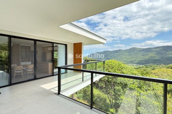Casa para alugar com 158m², 1 quarto, 1 suíte, 4 vagas no bairro Pântano do Sul em Florianópolis