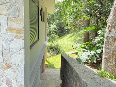 Casa para alugar com 158m², 1 quarto, 1 suíte, 4 vagas no bairro Pântano do Sul em Florianópolis - Foto 33