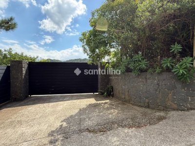 Casa para alugar com 158m², 1 quarto, 1 suíte, 4 vagas no bairro Pântano do Sul em Florianópolis - Foto 22