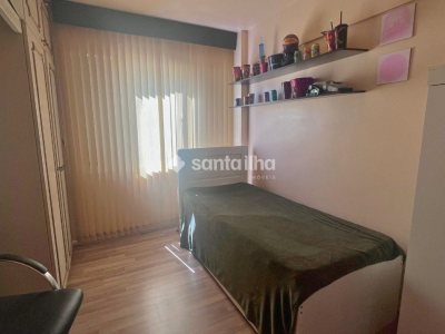 Apartamento à venda com 106m², 3 quartos, 1 suíte, 2 vagas no bairro Centro em Florianópolis - Foto 16