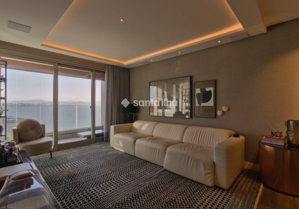 Apartamento à venda com 131m², 3 quartos, 3 suítes, 3 vagas no bairro Agronômica em Florianópolis - Foto 1