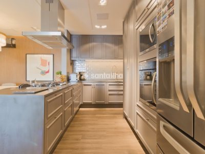 Apartamento à venda com 131m², 3 quartos, 3 suítes, 3 vagas no bairro Agronômica em Florianópolis - Foto 9