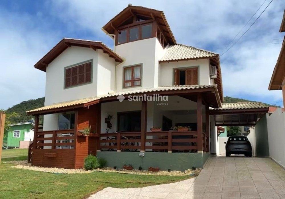 Casa à venda com 350m², 4 quartos, 3 suítes, 4 vagas no bairro Campeche em Florianópolis - Foto 1