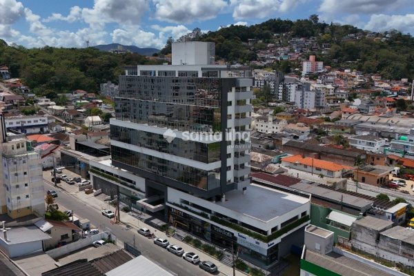 Sala/Conjunto à venda com 38m², 1 vaga no bairro Saco dos Limões em Florianópolis