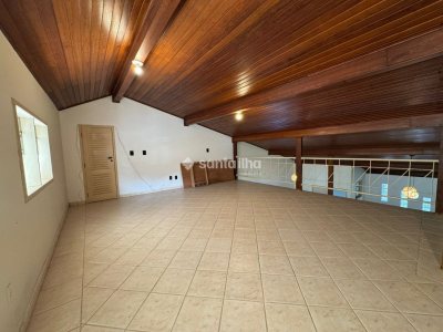 Casa à venda com 260m², 5 quartos, 2 suítes, 5 vagas no bairro Rio Tavares em Florianópolis - Foto 57