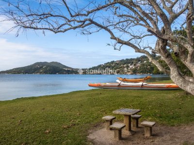 Casa para alugar com 220m², 4 quartos, 2 vagas no bairro Lagoa da Conceição em Florianópolis - Foto 18