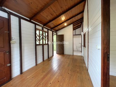 Casa para alugar com 56m², 1 quarto, 1 vaga no bairro Ribeirão da Ilha em Florianópolis - Foto 2