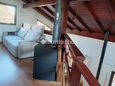 Casa à venda com 179m², 3 quartos, 1 suíte, 2 vagas no bairro Campeche em Florianópolis - Foto 9