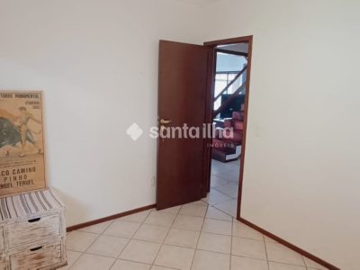 Casa à venda com 179m², 3 quartos, 1 suíte, 2 vagas no bairro Campeche em Florianópolis - Foto 19