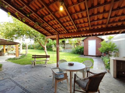 Casa à venda com 250m², 6 quartos, 3 suítes, 4 vagas no bairro Pântano do Sul em Florianópolis - Foto 37