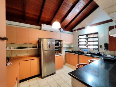Casa à venda com 250m², 6 quartos, 3 suítes, 4 vagas no bairro Pântano do Sul em Florianópolis - Foto 11