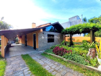 Casa à venda com 250m², 6 quartos, 3 suítes, 4 vagas no bairro Pântano do Sul em Florianópolis - Foto 3