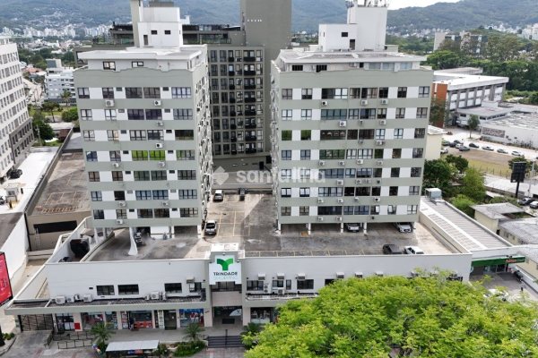 Sala/Conjunto à venda com 45m², 1 vaga no bairro Trindade em Florianópolis