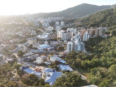 Apartamento à venda com 68m², 2 quartos, 1 suíte, 2 vagas no bairro Itacorubi em Florianópolis - Foto 53