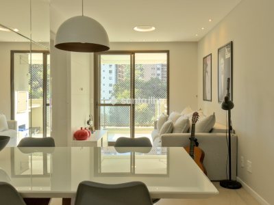 Apartamento à venda com 68m², 2 quartos, 1 suíte, 2 vagas no bairro Itacorubi em Florianópolis - Foto 12