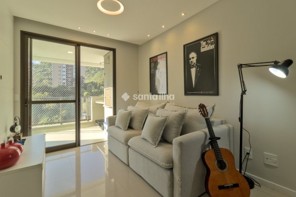 Apartamento à venda com 68m², 2 quartos, 1 suíte, 2 vagas no bairro Itacorubi em Florianópolis