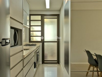 Apartamento à venda com 68m², 2 quartos, 1 suíte, 2 vagas no bairro Itacorubi em Florianópolis - Foto 19