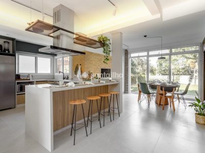 Casa em Condomínio à venda com 168m², 3 quartos, 1 suíte, 2 vagas no bairro Morro das Pedras em Florianópolis - Foto 2