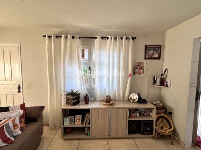 Casa à venda com 103m², 3 quartos, 1 suíte, 2 vagas no bairro Rio Tavares em Florianópolis - Foto 2