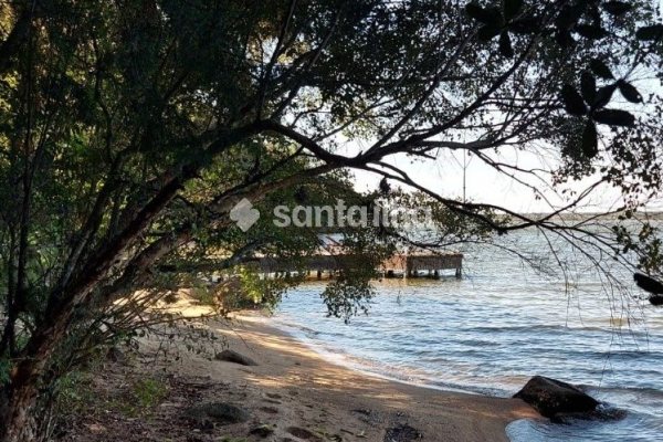 Terreno à venda com 27.517m² no bairro Lagoa da Conceição em Florianópolis
