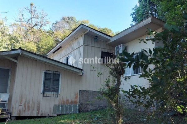 Terreno à venda com 27.517m² no bairro Lagoa da Conceição em Florianópolis