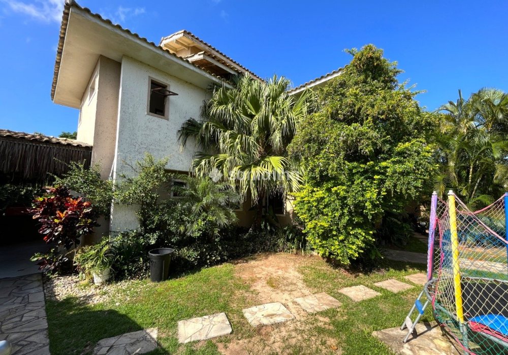 Casa para alugar ou comprar com 350m², 6 quartos, 2 suítes, 3 vagas no bairro Campeche em Florianópolis - Foto 1