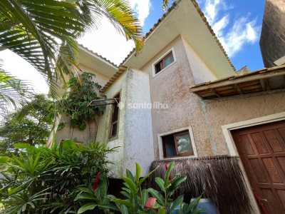 Casa para alugar ou comprar com 350m², 6 quartos, 2 suítes, 3 vagas no bairro Campeche em Florianópolis - Foto 23