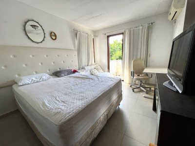 Casa para alugar ou comprar com 350m², 6 quartos, 2 suítes, 3 vagas no bairro Campeche em Florianópolis - Foto 11
