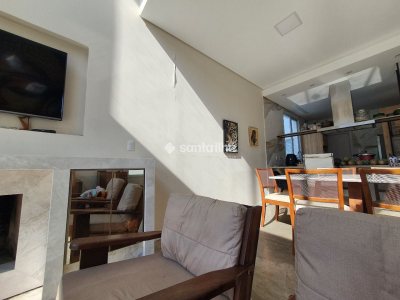 Casa à venda com 176m², 4 quartos, 4 suítes, 2 vagas no bairro Campeche em Florianópolis - Foto 6