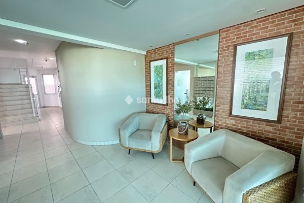 Cobertura à venda com 141m², 3 quartos, 1 suíte, 2 vagas no bairro Rio Tavares em Florianópolis